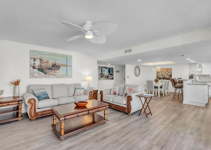 Sea Club #46 - Coastal Gem Clearwater Beach