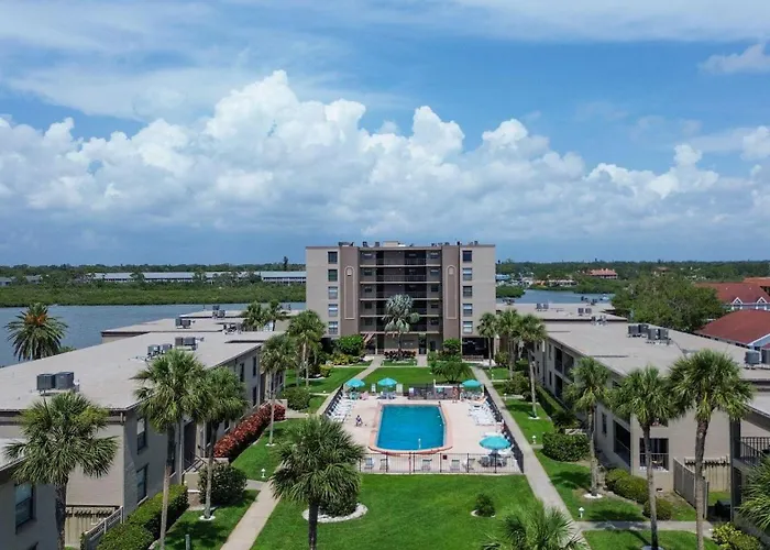 Sea Club #46 - Coastal Gem Clearwater Beach